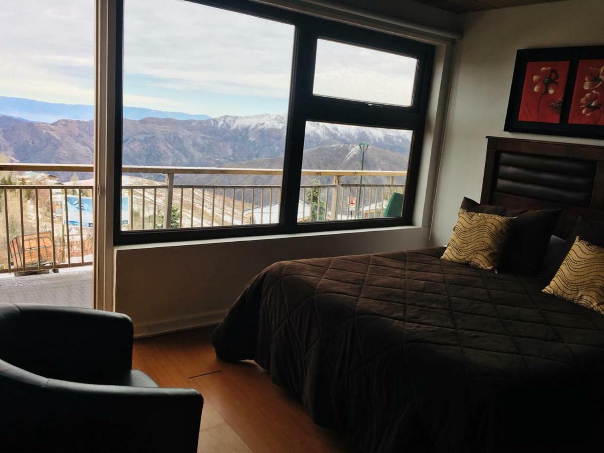 Quarto Quádruplo com Vista da Montanha
